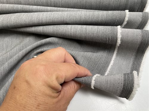 Heavy gabardine - krølfri buksestof i twill look, grå meleret